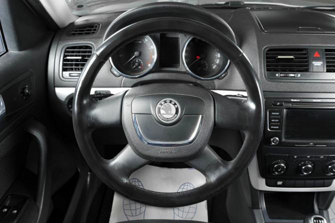 Skoda Yeti I с пробегом 2012 года, цена 939 000 рублей, 222000 км, внедорожник, Автокод Объявления