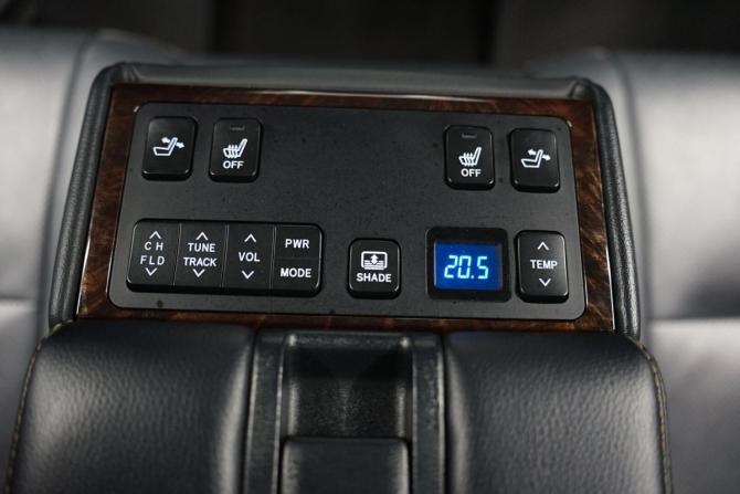 Toyota Camry VII (XV50) Рестайлинг с пробегом 2016 года, цена 2 670 000 рублей, 175797 км, седан, Автокод Объявления