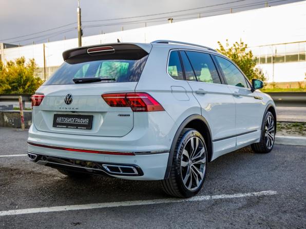 Volkswagen Tiguan II Рестайлинг с пробегом 2021 года, цена 3 948 000 рублей, 40232 км, внедорожник, Автокод Объявления