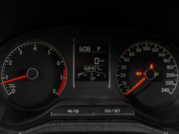 Volkswagen Polo V Рестайлинг с пробегом 2018 года, цена 1 349 000 рублей, 168407 км, седан, Автокод Объявления