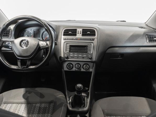 Volkswagen Polo V Рестайлинг с пробегом 2019 года, цена 1 150 000 рублей, 137215 км, седан, Автокод Объявления