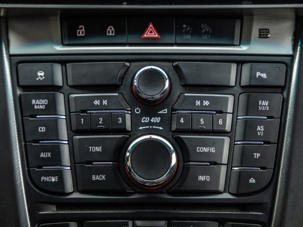 Opel Astra J с пробегом 2011 года, цена 815 000 рублей, 209537 км, хэтчбек, Автокод Объявления