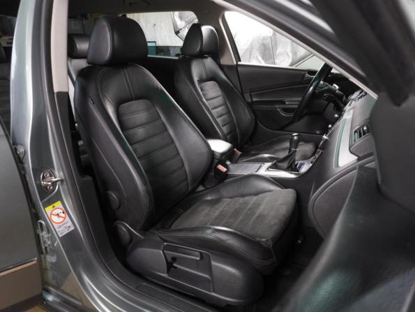 Volkswagen Passat B6 с пробегом 2007 года, цена 749 000 рублей, 338041 км, универсал, Автокод Объявления