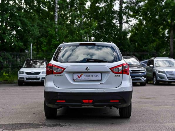 Suzuki SX4 II (S-Cross) с пробегом 2014 года, цена 880 000 рублей, 223277 км, хэтчбек, Автокод Объявления