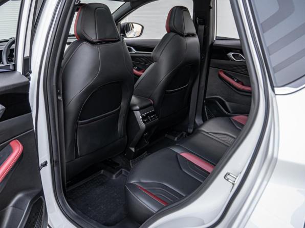 Geely Coolray I Рестайлинг с пробегом 2023 года, цена 2 189 000 рублей, 24990 км, внедорожник, Автокод Объявления