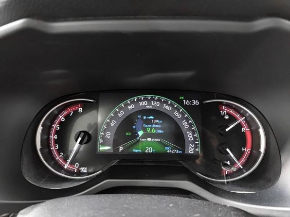 Toyota RAV4 V (XA50) с пробегом 2021 года, цена 3 650 000 рублей, 44200 км, внедорожник, Автокод Объявления