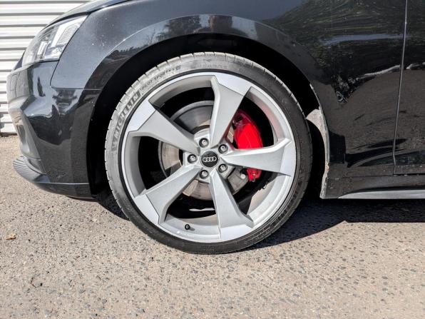 Audi A5 II (F5) Рестайлинг с пробегом 2019 года, цена 3 650 000 рублей, 136931 км, лифтбек, Автокод Объявления