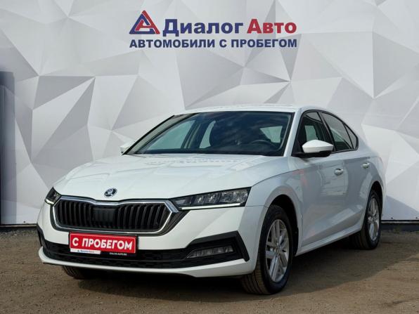 Skoda Octavia IV (A8) с пробегом 2021 года, цена 1 980 000 рублей, 112100 км, лифтбек, Автокод Объявления