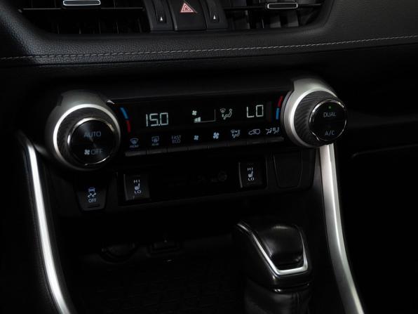 Toyota RAV4 V (XA50) с пробегом 2021 года, цена 3 448 000 рублей, 126496 км, внедорожник, Автокод Объявления