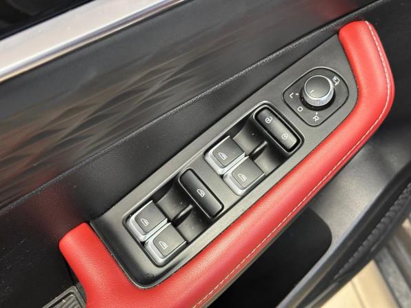 Geely Coolray I Рестайлинг с пробегом 2023 года, цена 1 937 000 рублей, 34425 км, внедорожник, Автокод Объявления