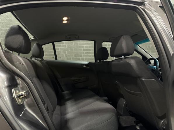 Opel Astra H Рестайлинг с пробегом 2010 года, цена 550 000 рублей, 148059 км, седан, Автокод Объявления