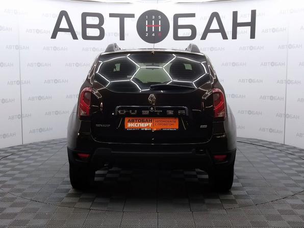 Renault Duster I Рестайлинг с пробегом 2018 года, цена 1 449 000 рублей, 122595 км, внедорожник, Автокод Объявления