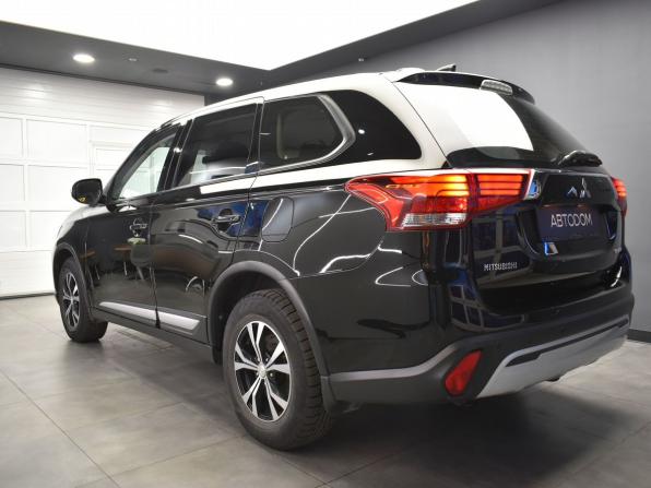 Mitsubishi Outlander III Рестайлинг 3 с пробегом 2019 года, цена 2 040 000 рублей, 128056 км, внедорожник, Автокод Объявления