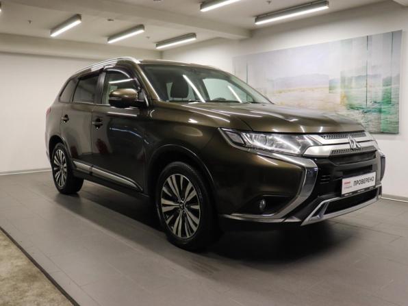 Mitsubishi Outlander III Рестайлинг 3 с пробегом 2020 года, цена 2 369 000 рублей, 102109 км, внедорожник, Автокод Объявления