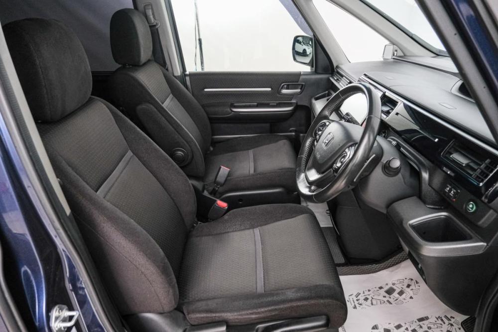Honda Stepwgn V Рестайлинг Красноярск  - изображение 8