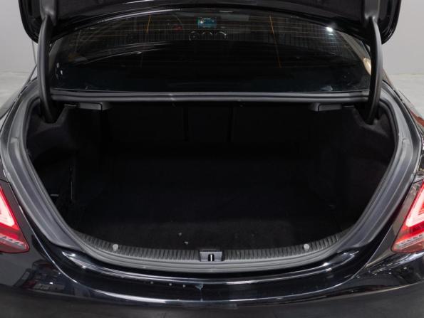 Mercedes-Benz C-Класс IV (W205) Рестайлинг с пробегом 2018 года, цена 2 439 000 рублей, 117724 км, седан, Автокод Объявления