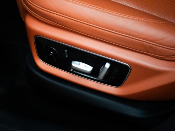 Li Auto (Lixiang) L7 I с пробегом 2023 года, цена 5 798 000 рублей, 45500 км, внедорожник, Автокод Объявления