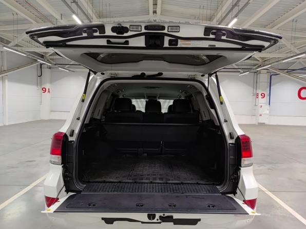 Toyota Land Cruiser 200 Series Рестайлинг 2 с пробегом 2016 года, цена 5 950 000 рублей, 96369 км, внедорожник, Автокод Объявления