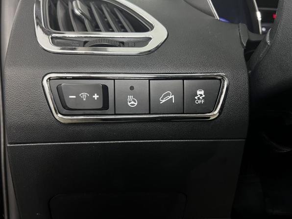 Hyundai ix35 I Рестайлинг с пробегом 2015 года, цена 1 590 000 рублей, 76529 км, внедорожник, Автокод Объявления