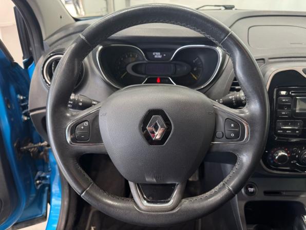 Renault Kaptur I с пробегом 2016 года, цена 1 195 000 рублей, 107910 км, внедорожник, Автокод Объявления