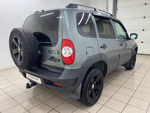 Chevrolet Niva I Рестайлинг с пробегом 2018 года, цена 719 000 рублей, 133071 км, внедорожник, Автокод Объявления