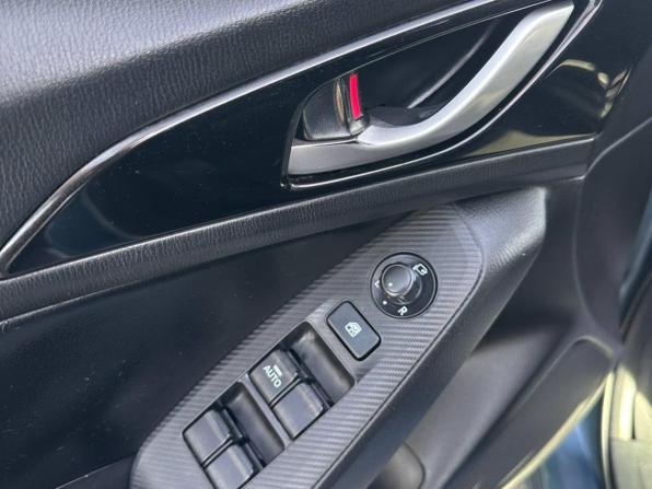 Mazda 3 III (BM) с пробегом 2014 года, цена 1 392 000 рублей, 134829 км, седан, Автокод Объявления