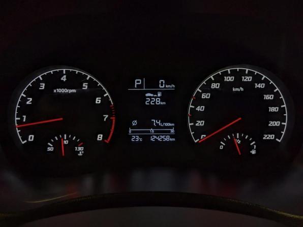 Hyundai Solaris II Рестайлинг с пробегом 2022 года, цена 1 565 000 рублей, 124258 км, седан, Автокод Объявления