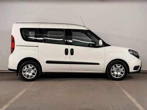 Fiat Doblo II Рестайлинг с пробегом 2019 года, цена 1 060 000 рублей, 249285 км, компактвэн, Автокод Объявления