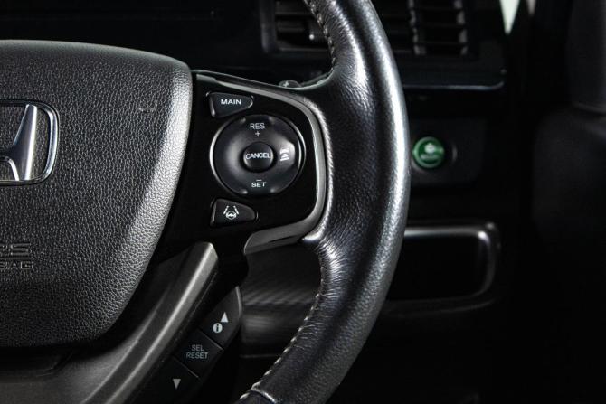 Honda Stepwgn V Рестайлинг с пробегом 2019 года, цена 2 539 000 рублей, 119000 км, минивэн, Автокод Объявления