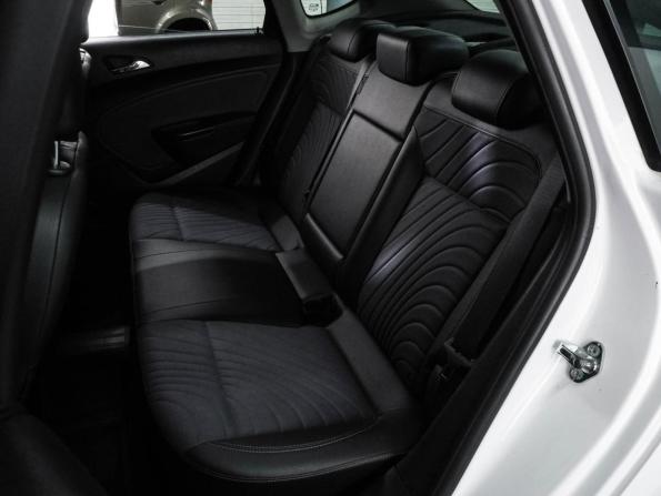 Opel Astra J Рестайлинг с пробегом 2013 года, цена 999 000 рублей, 93194 км, седан, Автокод Объявления