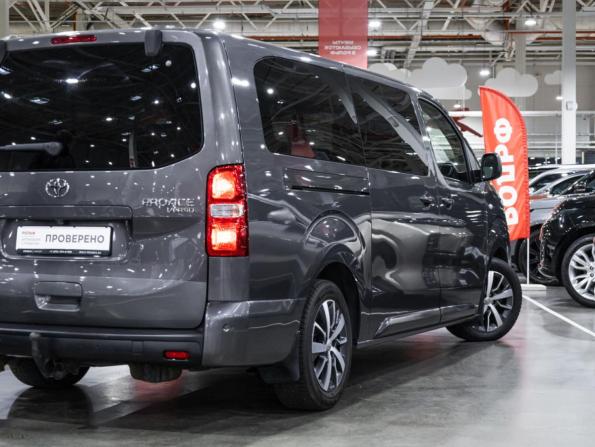 Toyota ProAce II с пробегом 2018 года, цена 3 350 000 рублей, 93000 км, минивэн, Автокод Объявления