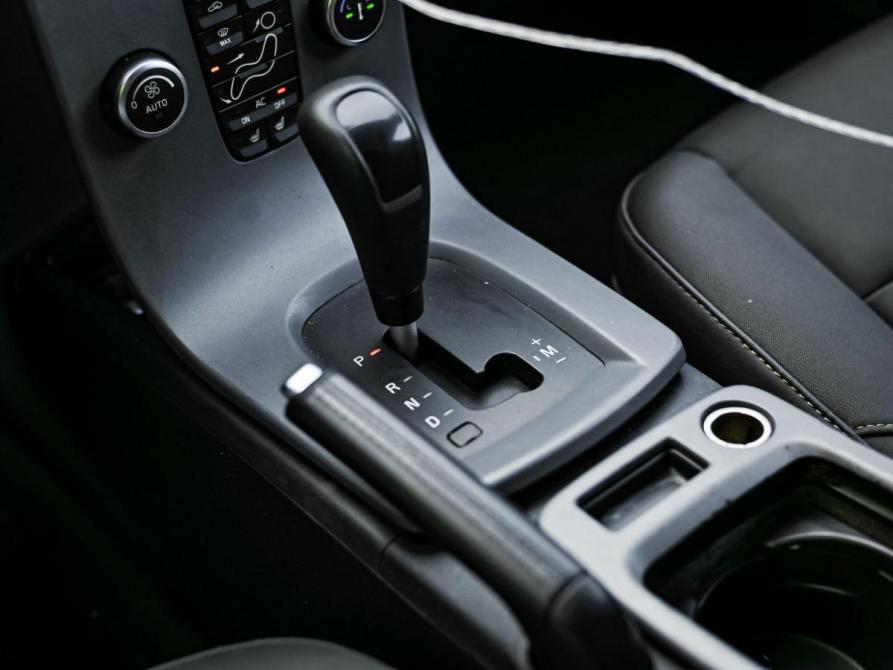 Volvo S40 II Рестайлинг Санкт-Петербург  - изображение 8