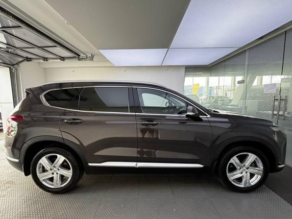 Hyundai Santa Fe IV Рестайлинг с пробегом 2021 года, цена 3 190 000 рублей, 100235 км, внедорожник, Автокод Объявления