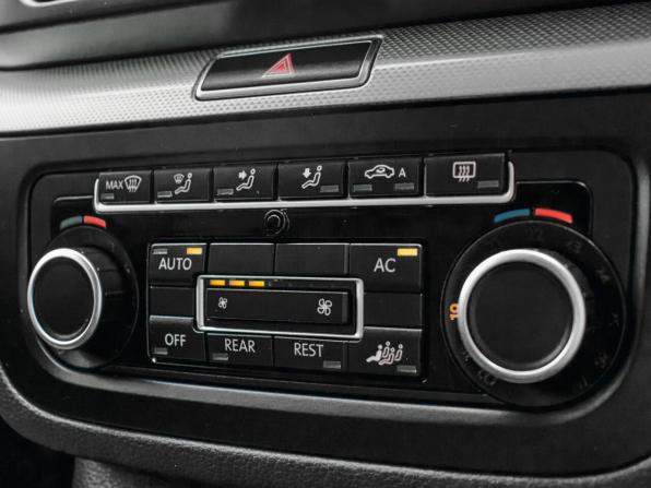 Volkswagen Sharan II с пробегом 2011 года, цена 1 400 000 рублей, 122829 км, минивэн, Автокод Объявления