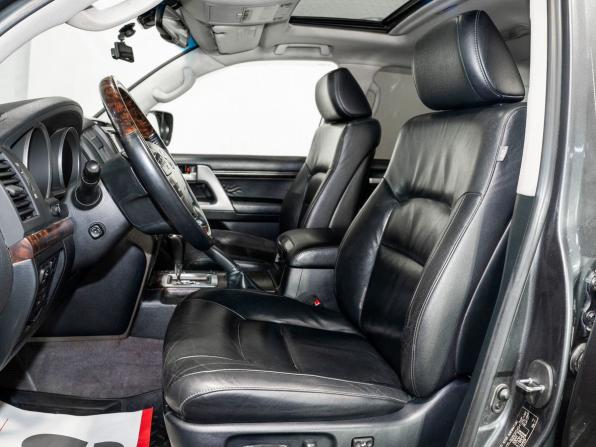 Toyota Land Cruiser 200 Series с пробегом 2011 года, цена 3 750 000 рублей, 347500 км, внедорожник, Автокод Объявления