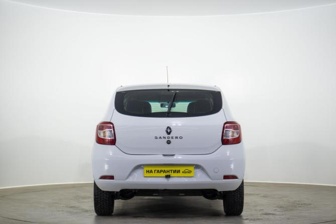 Renault Sandero II Рестайлинг с пробегом 2018 года, цена 1 029 000 рублей, 103547 км, хэтчбек, Автокод Объявления