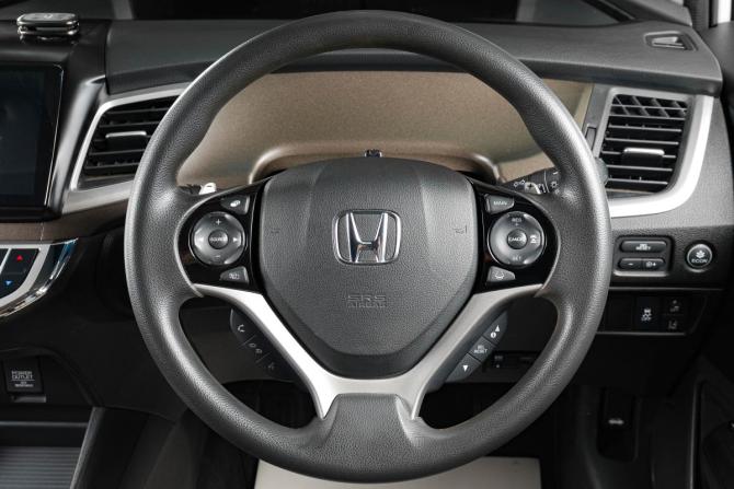 Honda Jade I Рестайлинг с пробегом 2019 года, цена 2 029 000 рублей, 56000 км, компактвэн, Автокод Объявления