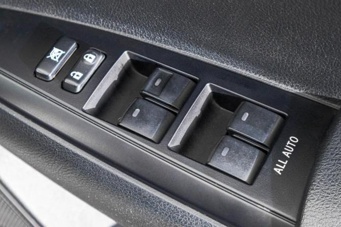 Toyota Corolla XI (E160 E170) Рестайлинг 2 с пробегом 2019 года, цена 1 409 000 рублей, 193000 км, универсал, Автокод Объявления