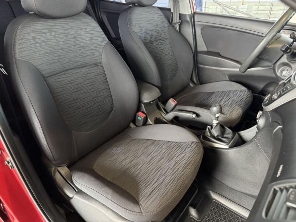 Hyundai Solaris I Рестайлинг с пробегом 2015 года, цена 850 000 рублей, 144645 км, седан, Автокод Объявления