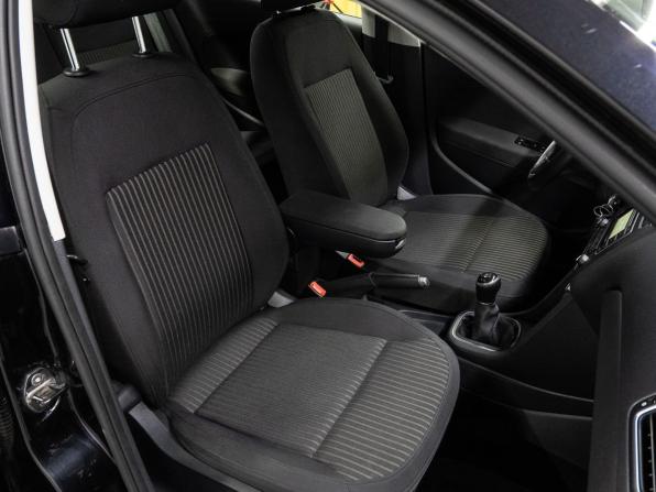 Volkswagen Polo V с пробегом 2014 года, цена 1 169 000 рублей, 61958 км, седан, Автокод Объявления