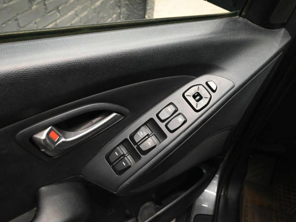 Hyundai ix35 I с пробегом 2011 года, цена 1 350 000 рублей, 151868 км, внедорожник, Автокод Объявления