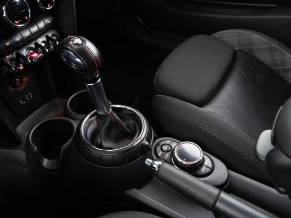 Mini Hatch III (F55/F56) с пробегом 2014 года, цена 1 848 055 рублей, 138663 км, хэтчбек, Автокод Объявления