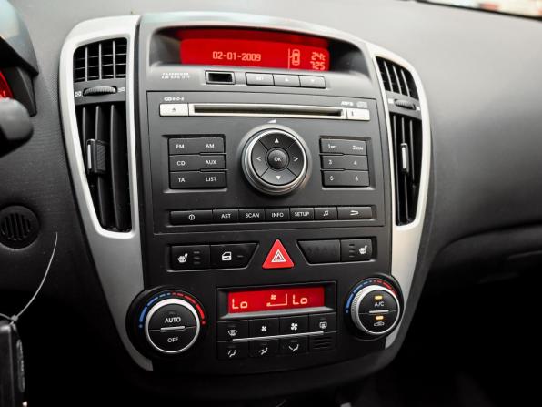 Kia Ceed I Рестайлинг с пробегом 2010 года, цена 790 000 рублей, 171227 км, хэтчбек, Автокод Объявления