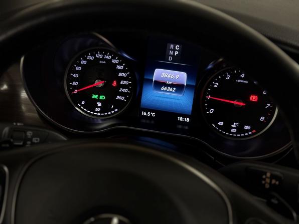 Mercedes-Benz V-Класс III (W447) Рестайлинг с пробегом 2022 года, цена 6 700 000 рублей, 66363 км, минивэн, Автокод Объявления