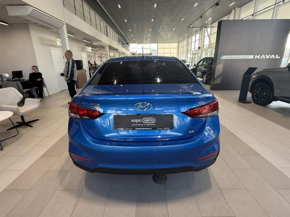Hyundai Solaris II с пробегом 2017 года, цена 1 282 000 рублей, 114200 км, седан, Автокод Объявления