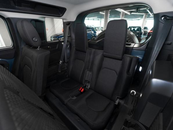 Land Rover Defender II с пробегом 2021 года, цена 4 900 000 рублей, 109000 км, внедорожник, Автокод Объявления
