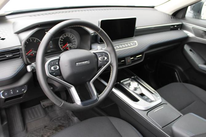 Haval Jolion I Рестайлинг с пробегом 2024 года, цена 2 275 000 рублей, 37894 км, внедорожник, Автокод Объявления