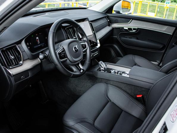 Volvo XC90 II Рестайлинг 2 с пробегом 2025 года, цена 7 600 000 рублей, 11606 км, внедорожник, Автокод Объявления