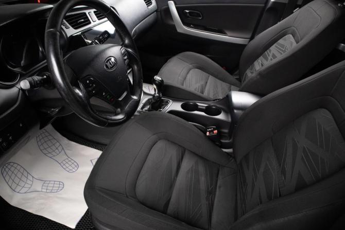 Kia Ceed II с пробегом 2014 года, цена 949 000 рублей, 145082 км, хэтчбек, Автокод Объявления