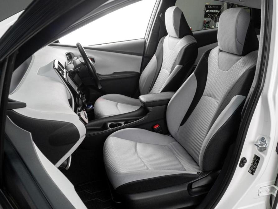 Toyota Prius IV (XW50) Тюмень  - изображение 11
